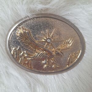 Silver Oval Belt Buckle with Gold Eagle
